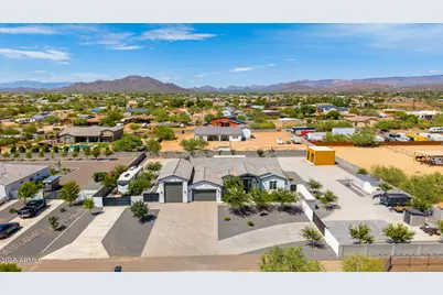 37227 N 11th Avenue, Phoenix, AZ 85086 - Photo 6