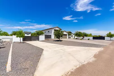 37227 N 11th Avenue, Phoenix, AZ 85086 - Photo 10