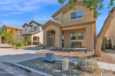 3829 E Branham Lane, Phoenix, AZ 85042 - Photo 2