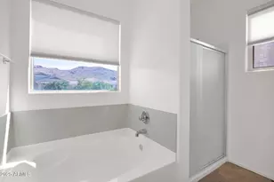 3829 E Branham Ln, Phoenix, AZ 85042 - Photo 22