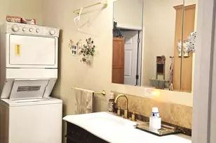 228 S 72nd Cir, Mesa, AZ 85208 - Photo 10