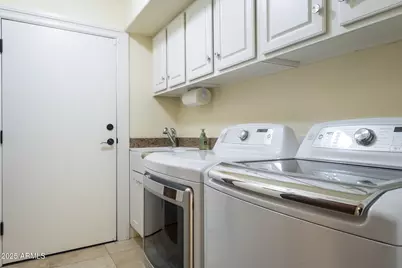 229 W Vista Avenue, Phoenix, AZ 85021 - Photo 38