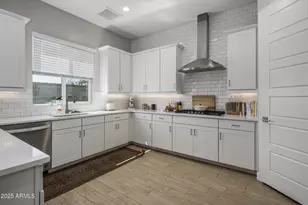 17022 N 51st Pl, Scottsdale, AZ 85254 - Photo 12