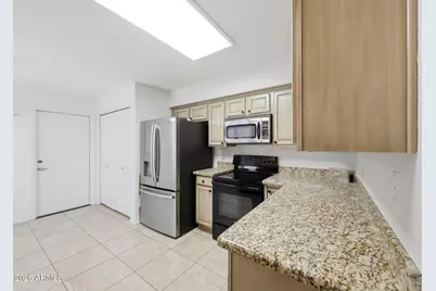 19249 N 93rd Drive, Peoria, AZ 85382 - Photo 12