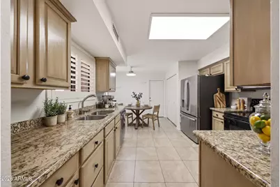 19249 N 93rd Drive, Peoria, AZ 85382 - Photo 8