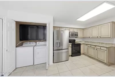 19249 N 93rd Drive, Peoria, AZ 85382 - Photo 16