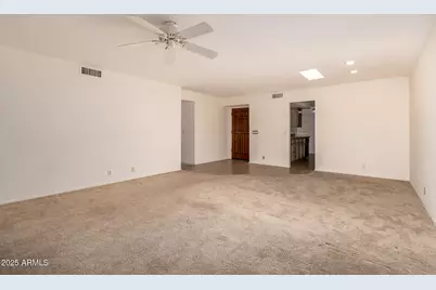 19249 N 93rd Drive, Peoria, AZ 85382 - Photo 6