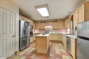 39258 N Ridgeway Dr, Cave Creek, AZ 85331 - Photo 18