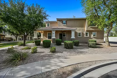 1528 S Roadrunner Drive, Gilbert, AZ 85296 - Photo 1