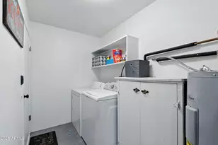 10634 W Hutton Dr, Sun City, AZ 85351 - Photo 28