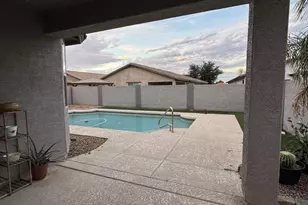 1614 W Stephanie Ln, San Tan Valley, AZ 85144 - Photo 2