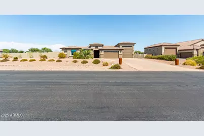 6523 N 135th Drive, Glendale, AZ 85307 - Photo 1