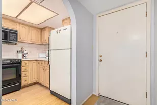 13607 N Hamilton Dr, Fountain Hills, AZ 85268 - Photo 8