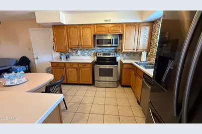 8524 W Weldon Avenue, Phoenix, AZ 85037 - Photo 4