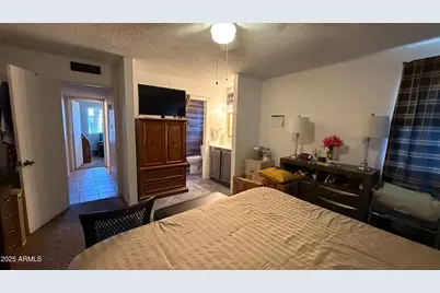 8524 W Weldon Avenue, Phoenix, AZ 85037 - Photo 10