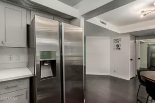 5035 N 10th Pl, Phoenix, AZ 85014 - Photo 12