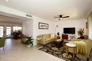 8237 E Orange Blossom Ln, Scottsdale, AZ 85250 - Photo 2