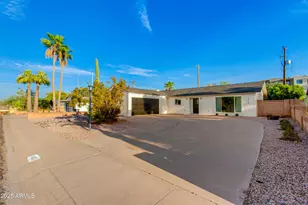 6537 E Palm Ln, Scottsdale, AZ 85257 - Photo 1