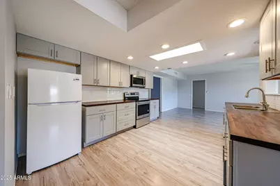 19838 N Pine Springs Drive, Sun City, AZ 85373 - Photo 18