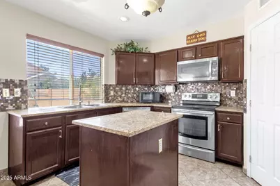 735 E Geronimo Street, Chandler, AZ 85225 - Photo 10