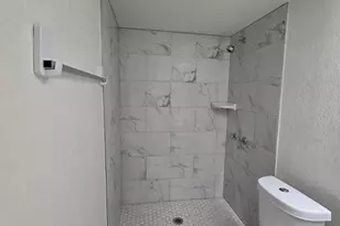 7752 W Flower St, Phoenix, AZ 85033 - Photo 20