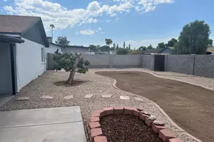 5326 S Bradley Dr, Tempe, AZ 85283 - Photo 12