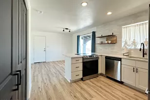 5326 S Bradley Dr, Tempe, AZ 85283 - Photo 28