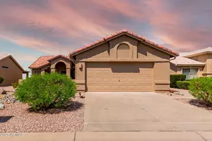 24414 S Starcrest Dr, Sun Lakes, AZ 85248 - Photo 1