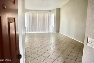 653 W Guadalupe Rd, Mesa, AZ 85210 - Photo 10