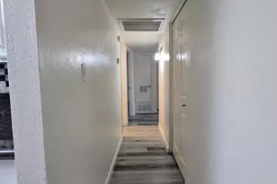 2048 W Pecan Rd, Phoenix, AZ 85041 - Photo 12