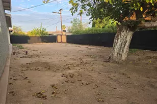 2048 W Pecan Rd, Phoenix, AZ 85041 - Photo 28