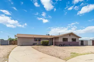 4235 W Catalina, Phoenix, AZ 85019 - Photo 1