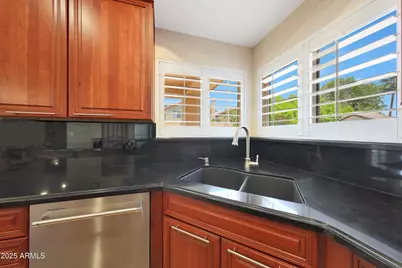 8830 E Carol Way, Scottsdale, AZ 85260 - Photo 20