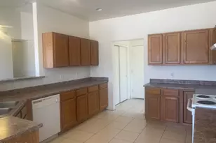 14350 S Cienega Ln, Arizona City, AZ 85123 - Photo 6