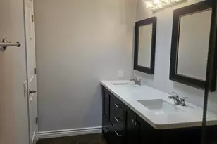 10814 W Thunderbird Blvd, Sun City, AZ 85351 - Photo 30