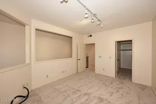 8100 E Camelback Rd, Scottsdale, AZ 85251 - Photo 20