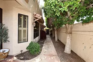 8100 E Camelback Rd, Scottsdale, AZ 85251 - Photo 40