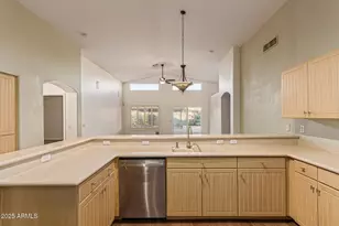 460 E Arabian Dr, Gilbert, AZ 85296 - Photo 10