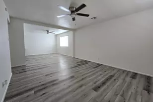 2211 W Pecan Rd, Phoenix, AZ 85041 - Photo 8