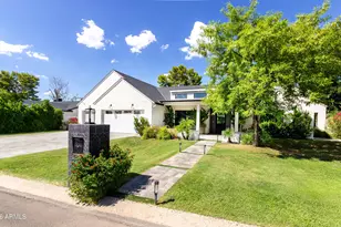 2912 E Pierson St, Phoenix, AZ 85016 - Photo 1