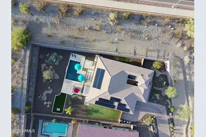 8528 W Fallen Leaf Lane, Peoria, AZ 85383 - Photo 2