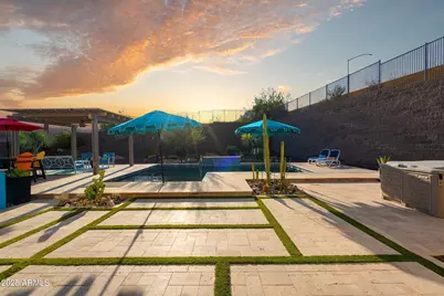 8528 W Fallen Leaf Lane, Peoria, AZ 85383 - Photo 32