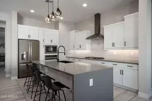 8528 W Fallen Leaf Ln, Peoria, AZ 85383 - Photo 10