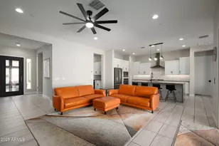 8528 W Fallen Leaf Ln, Peoria, AZ 85383 - Photo 14