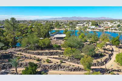 10614 W Emerald Point, Sun City, AZ 85351 - Photo 44