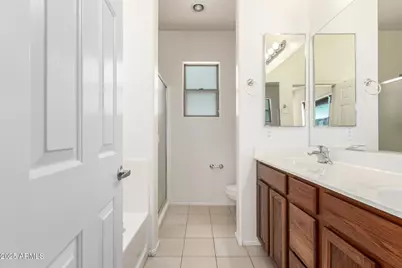 3903 E Branham Lane, Phoenix, AZ 85042 - Photo 26