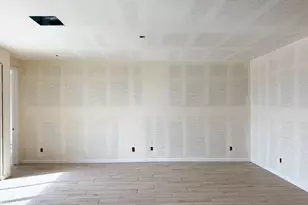 18211 W La Senda Dr, Surprise, AZ 85387 - Photo 4