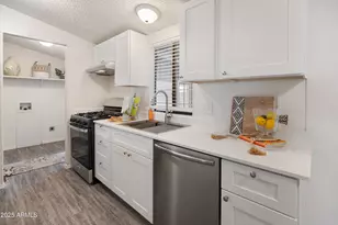 11275 N 99th Ave, Peoria, AZ 85345 - Photo 4