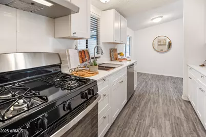 11275 N 99th Avenue #65, Peoria, AZ 85345 - Photo 2