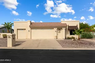 26402 S Lakemont Dr, Sun Lakes, AZ 85248 - Photo 2